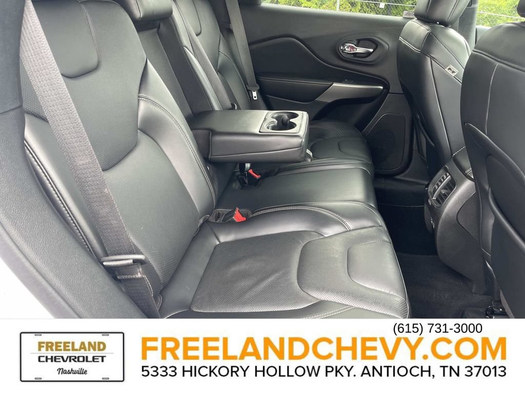 Used 2021 Jeep Cherokee Latitude Lux 80th Anniv w/ Quick Order Package 26U 80TH FWD image 22