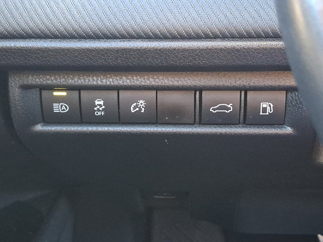 Certified 2026 Toyota Camry Hybrid w/ Multimedia Upgrade Package FWD image 26