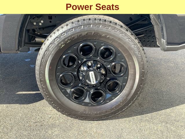 Used 2023 Ford F250 XLT w/ Black Appearance Package image 9