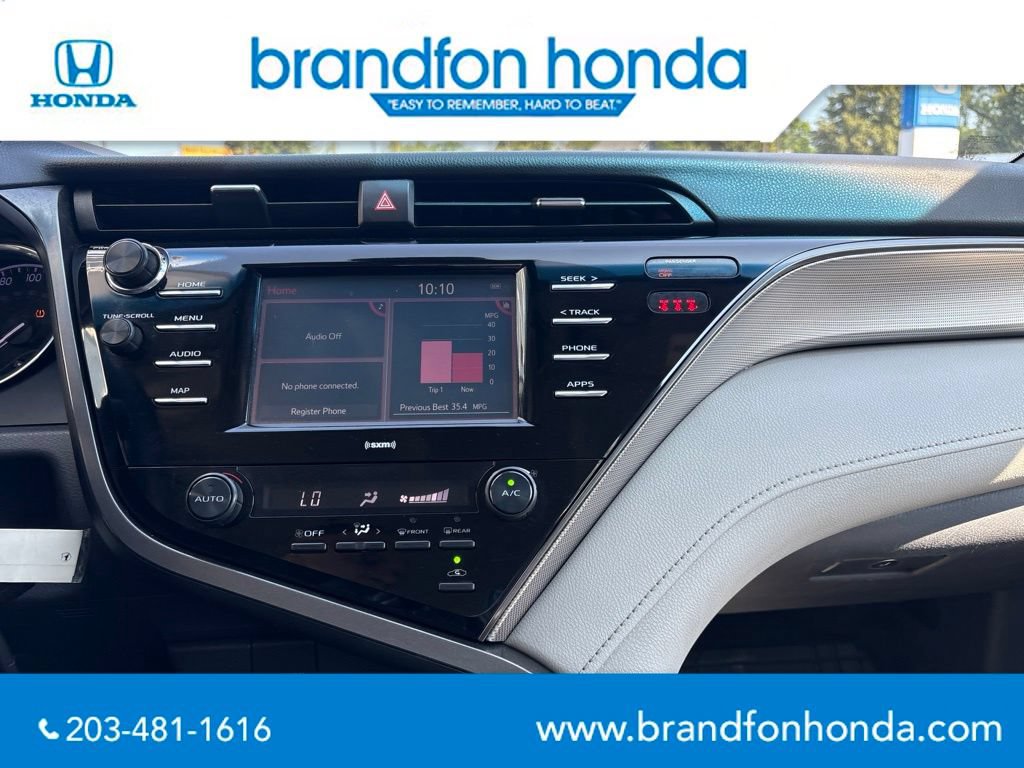 Used 2020 Toyota Camry SE FWD image 19