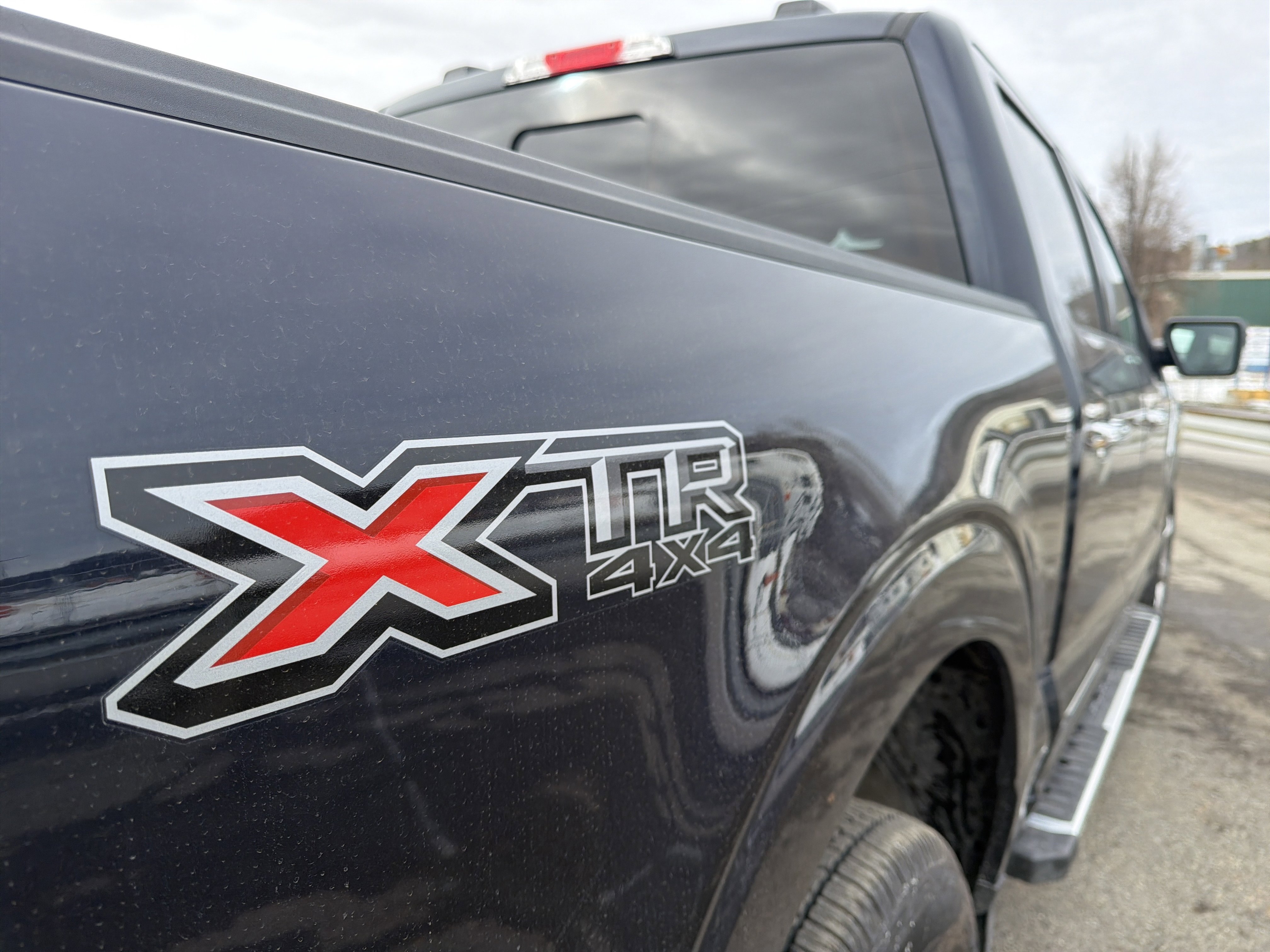 Certified 2022 Ford F150 XLT w/ Equipment Group 302A High image 31