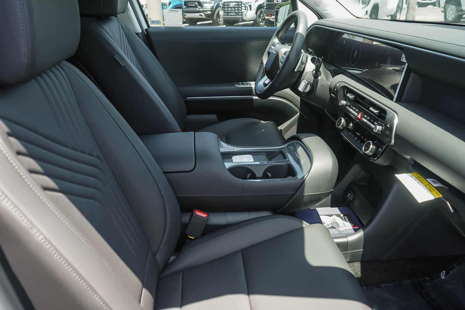 New 2026 Hyundai Palisade FWD Hybrid image 16