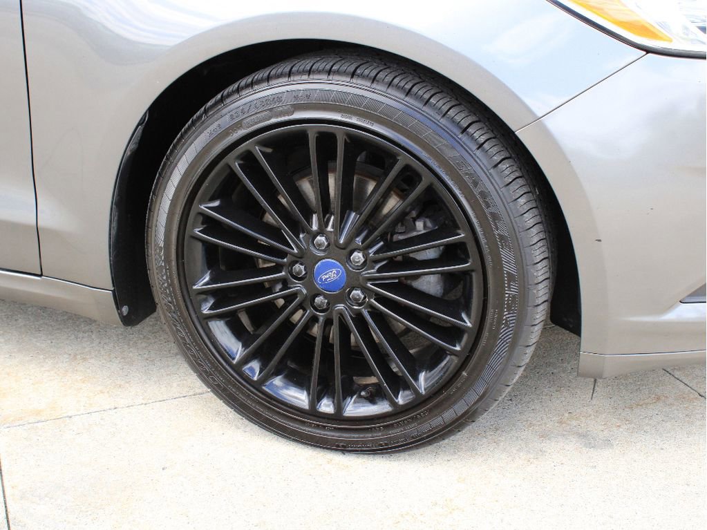 Used 2014 Ford Fusion SE w/ Equipment Group 202A FWD image 36