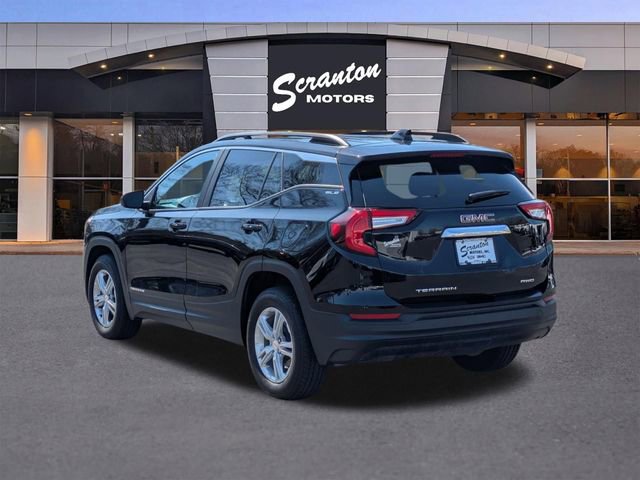 Certified 2022 GMC Terrain SLE w/ Driver Convenience Package AWD/4WD image 3