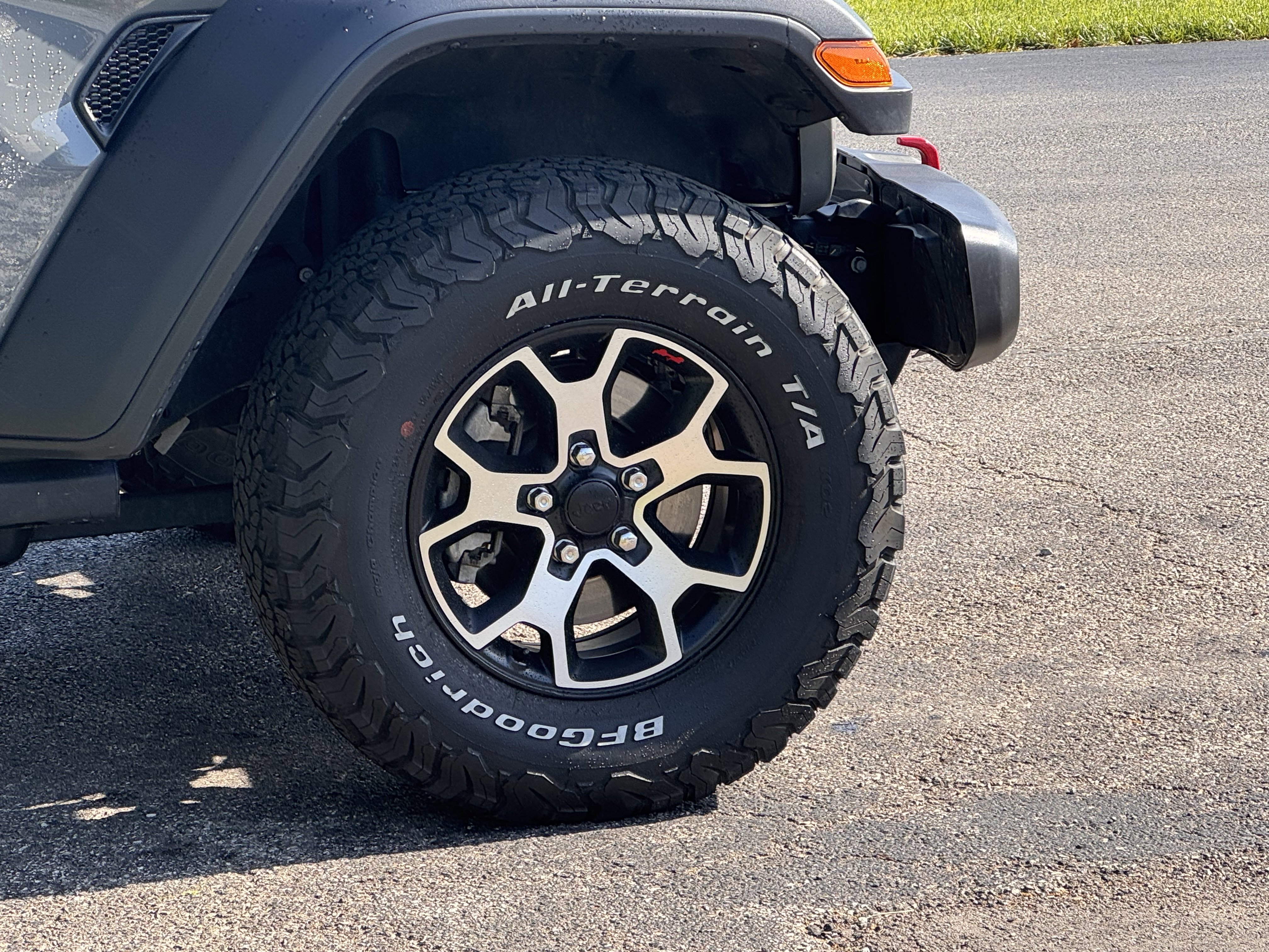 Used 2021 Jeep Wrangler Unlimited Rubicon image 8