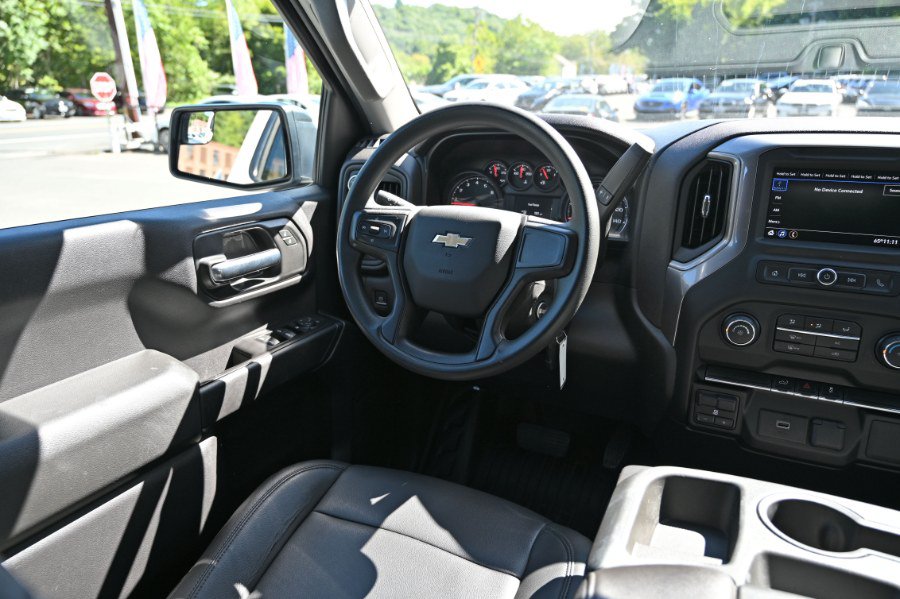 Used 2020 Chevrolet Silverado 1500 W/T w/ WT Value Package AWD/4WD image 9