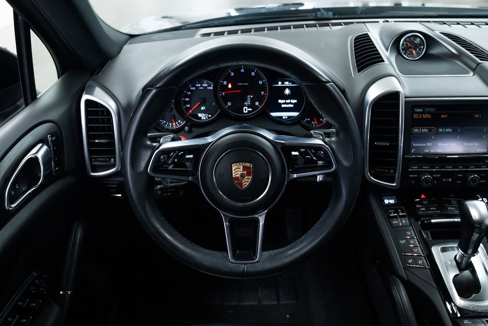 Used 2016 Porsche Cayenne image 12