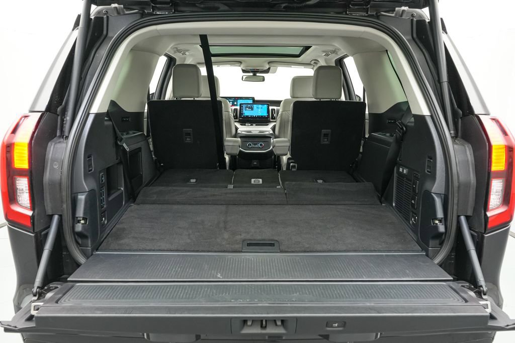 Certified 2025 Ford Expedition Active AWD/4WD image 30