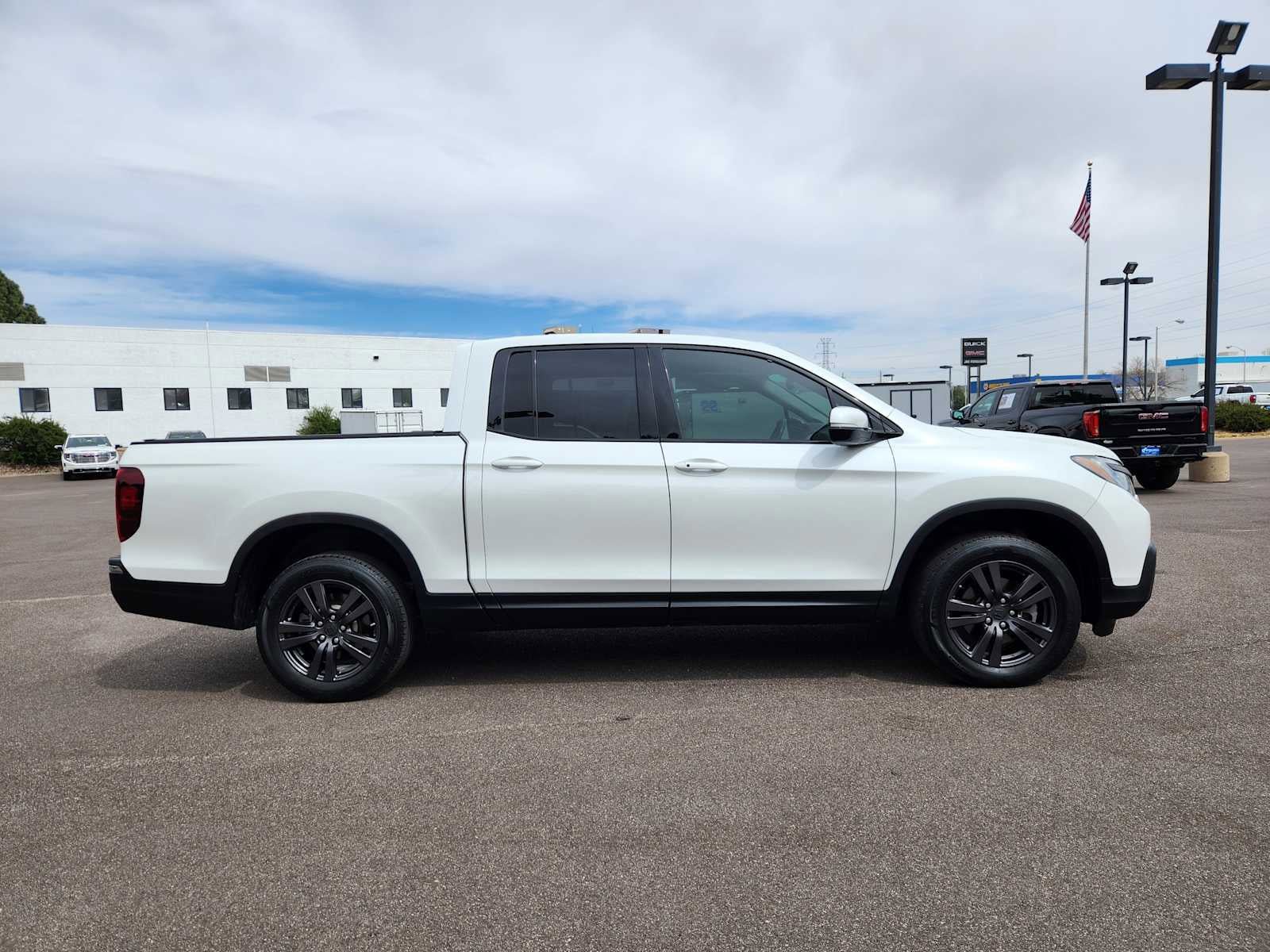Used 2019 Honda Ridgeline Sport image 2