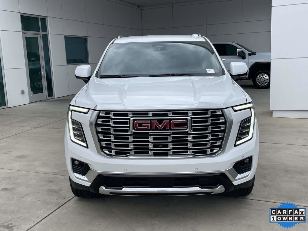 Used 2025 GMC Yukon Denali image 3