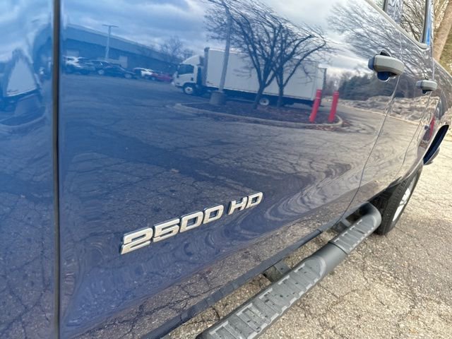Used 2019 Chevrolet Silverado 2500 W/T image 11