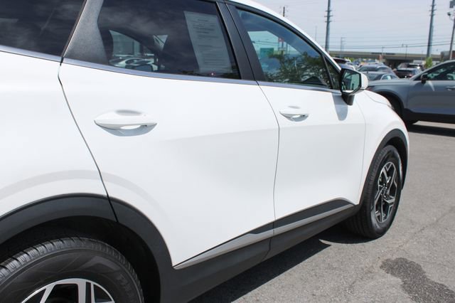 Used 2023 Kia Sportage LX FWD image 47