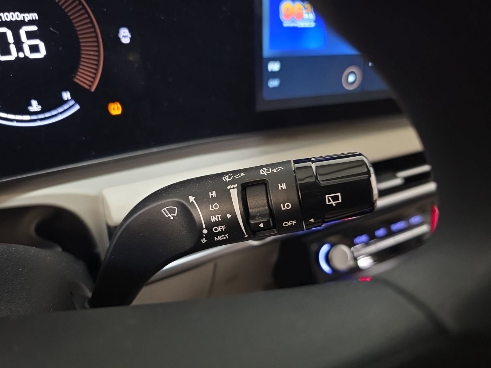 Certified 2025 Hyundai Tucson SEL image 17