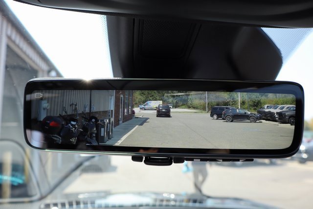 New 2025 Jeep Grand Cherokee Overland w/ Adv Protech Group III image 26