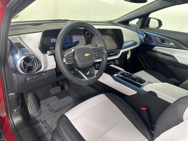 New 2026 Chevrolet Equinox EV LT image 20