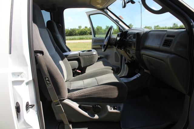 Used 2002 Ford F350 XLT image 25