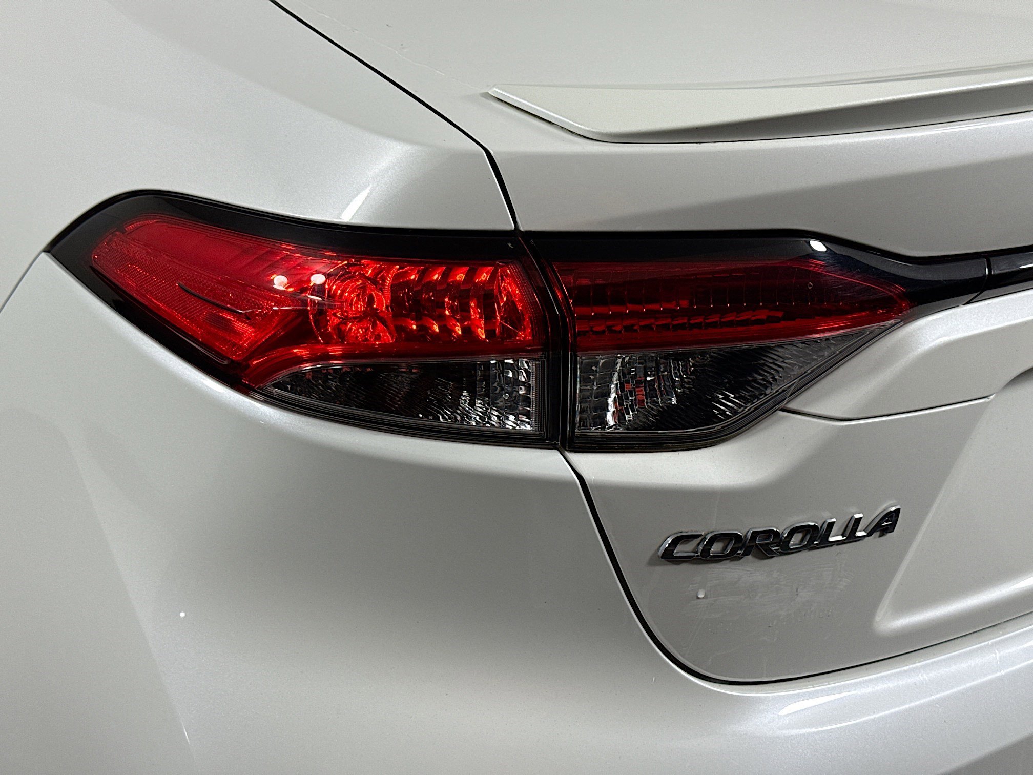 Used 2020 Toyota Corolla SE image 35