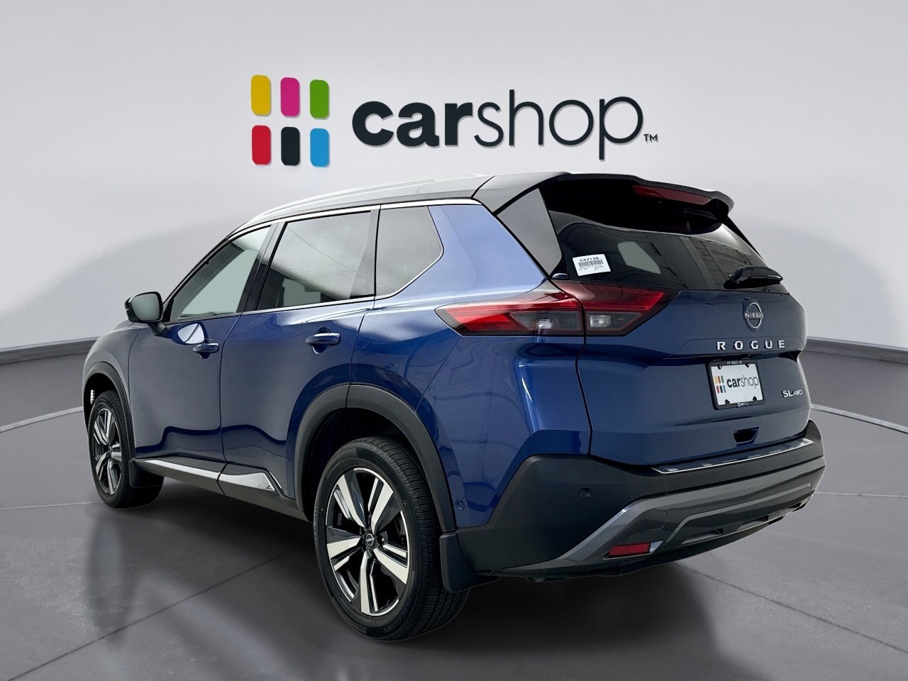 Used 2023 Nissan Rogue SL w/ SL Premium Package AWD/4WD image 3