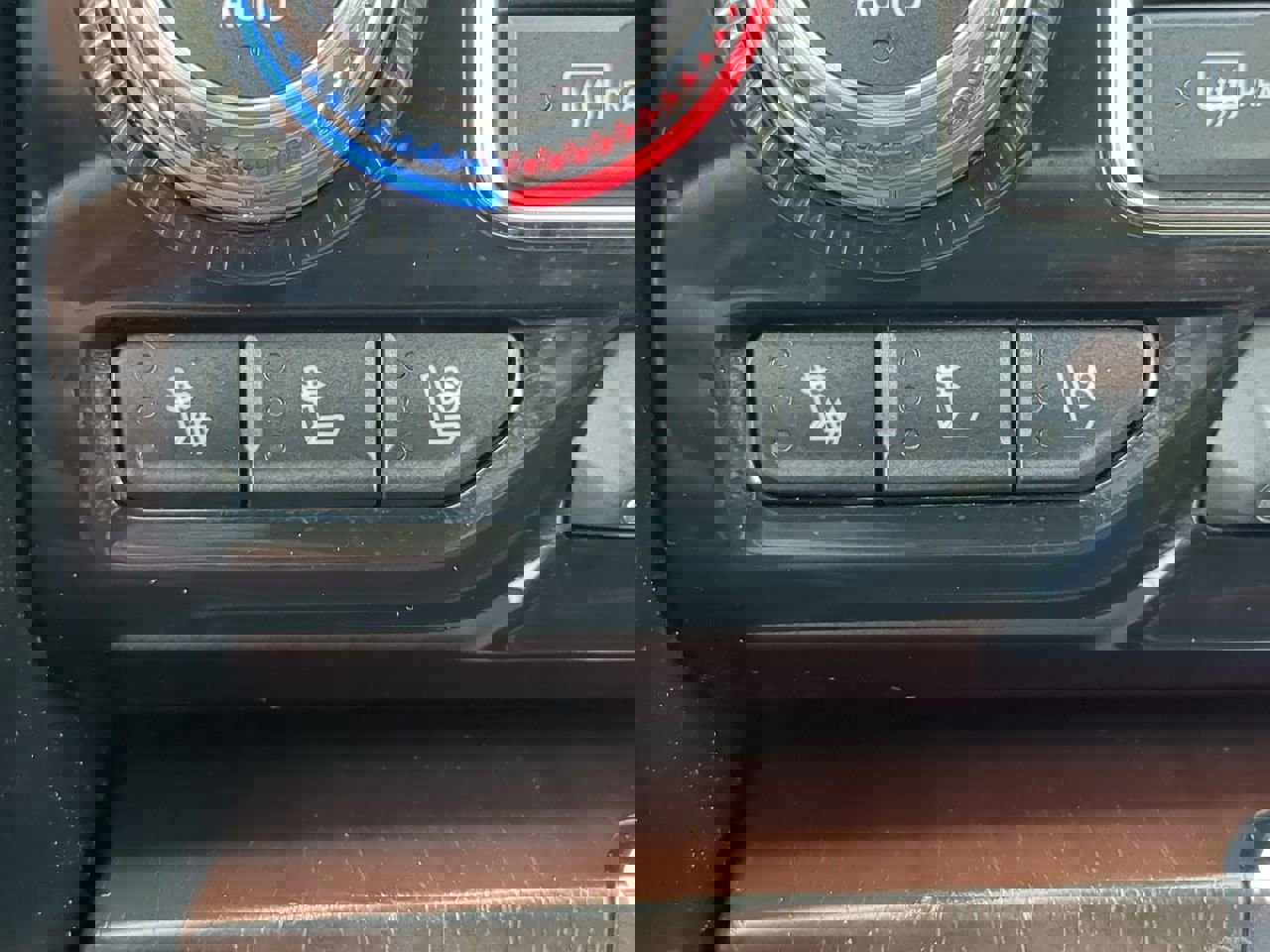 Used 2023 GMC Yukon XL Denali Ultimate image 22