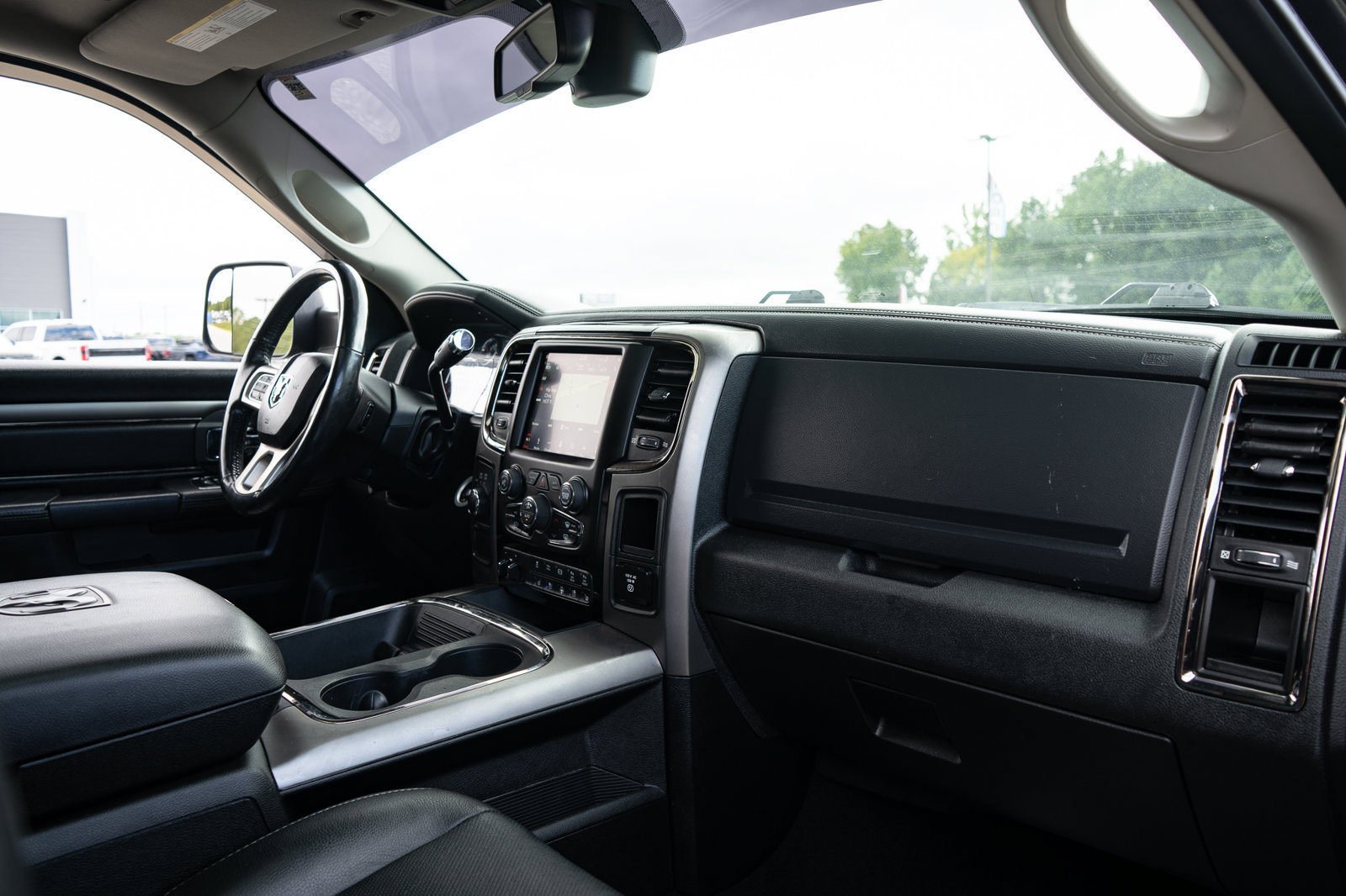 Used 2018 RAM 2500 Laramie w/ Sport Appearance Group AWD/4WD image 22