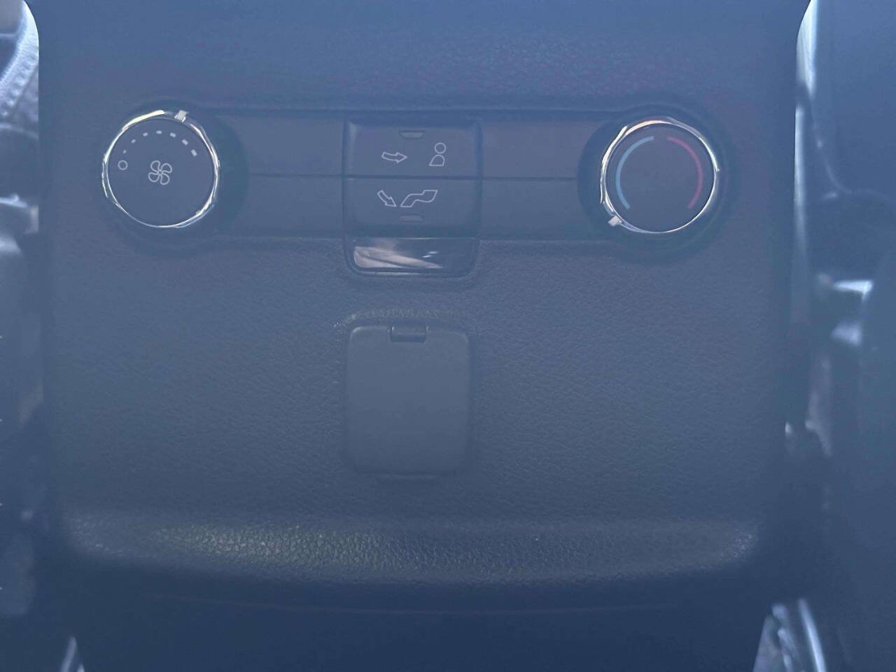 Used 2016 Ford Explorer XLT w/ Equipment Group 202A image 30