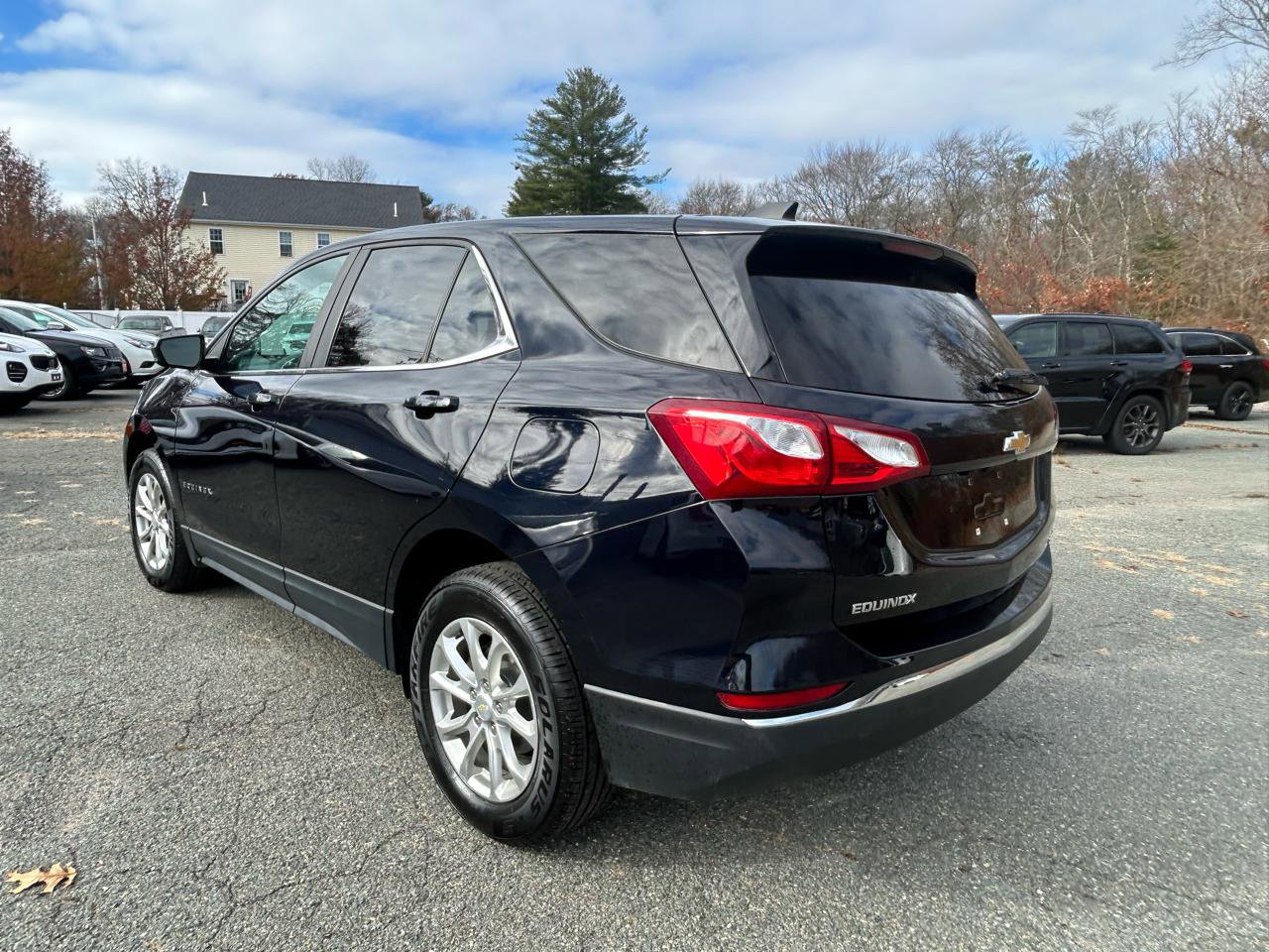 Used 2021 Chevrolet Equinox LT AWD/4WD image 3