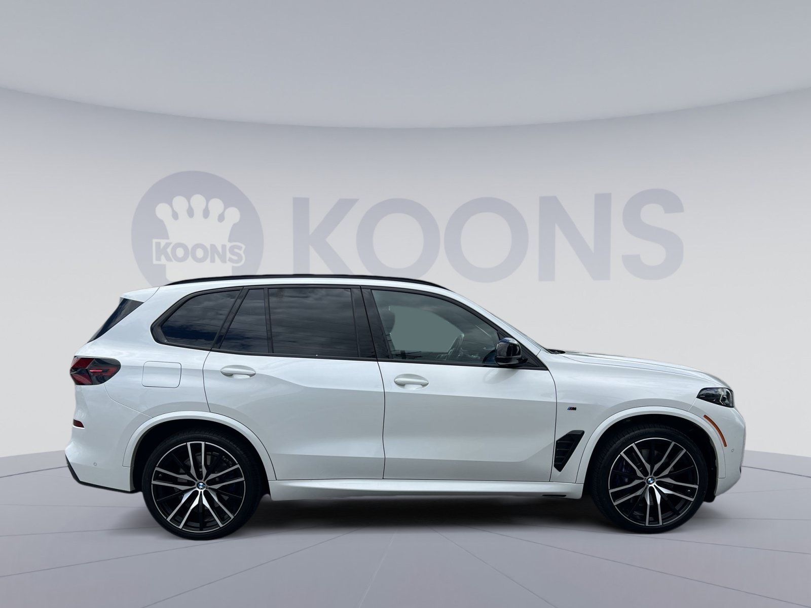 Used 2024 BMW X5 M60i w/ Executive Package AWD/4WD image 8
