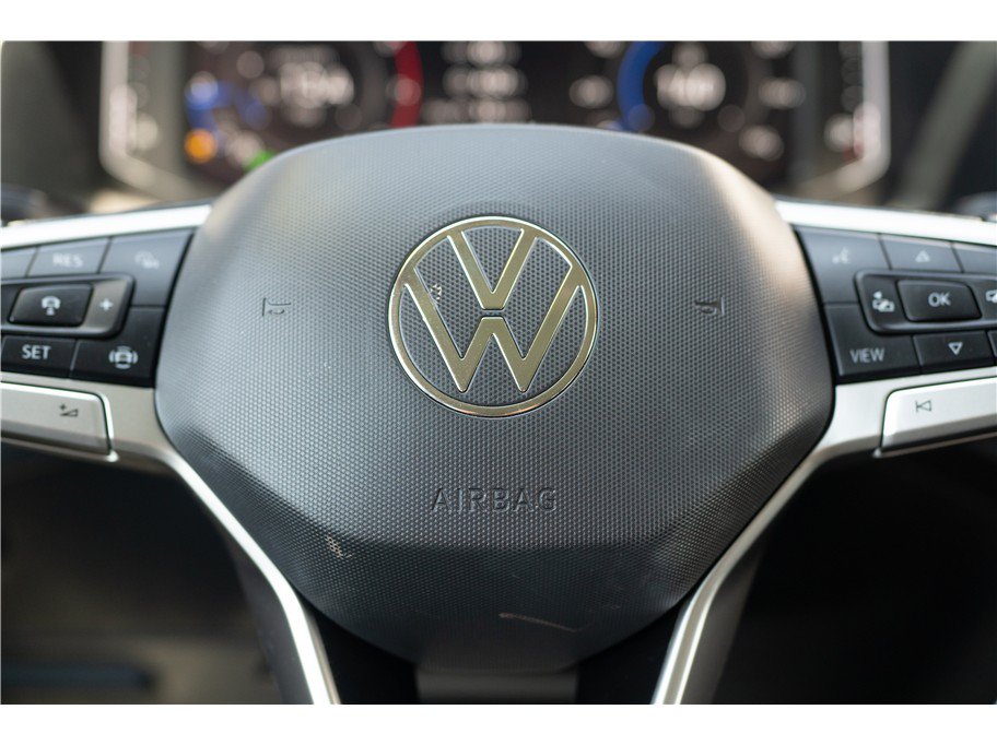 Used 2022 Volkswagen Atlas SE w/ Black Wheel Package FWD image 6