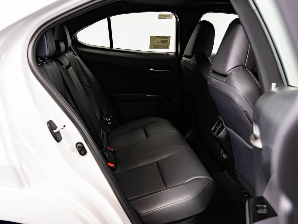 New 2026 Lexus UX 300h AWD image 44