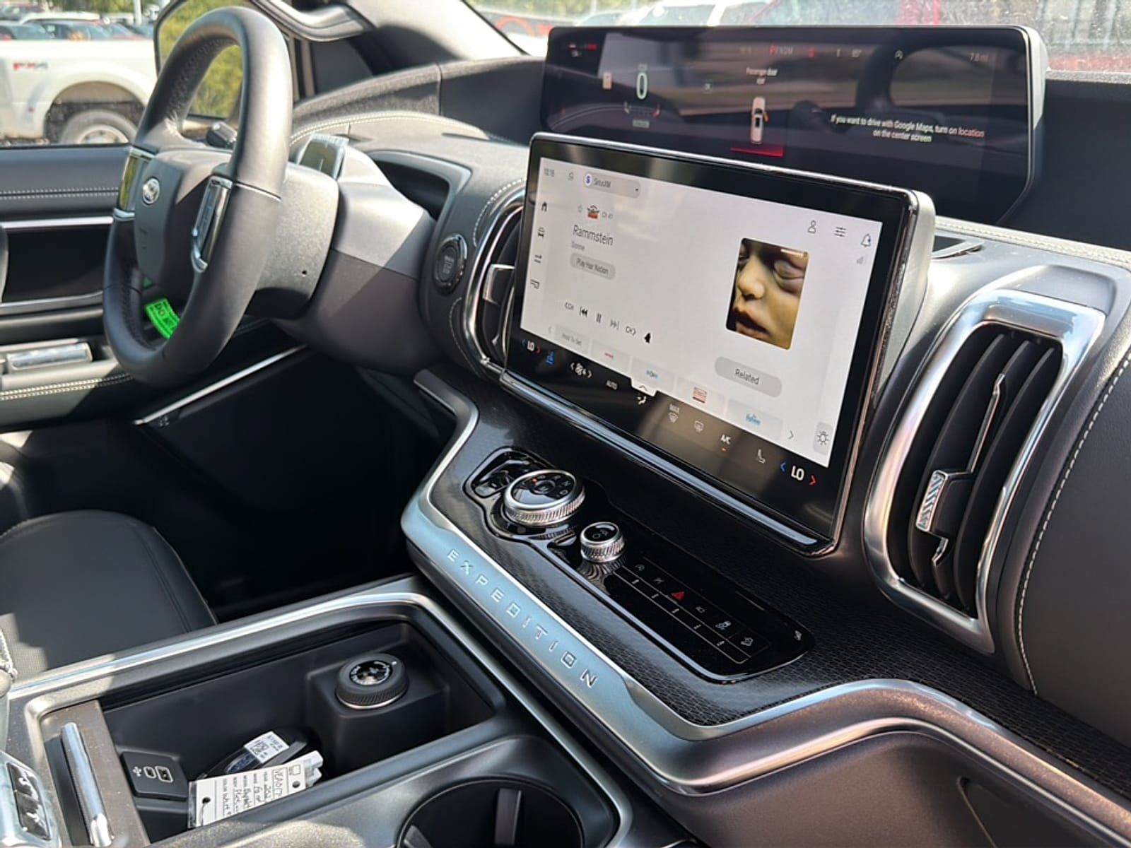 New 2027 Ford Expedition Platinum w/ Stealth Appearance Package AWD/4WD image 16