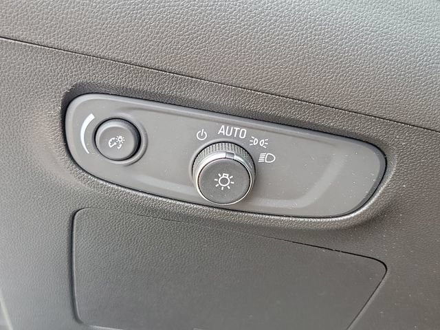 Used 2024 Buick Encore GX Preferred FWD image 9