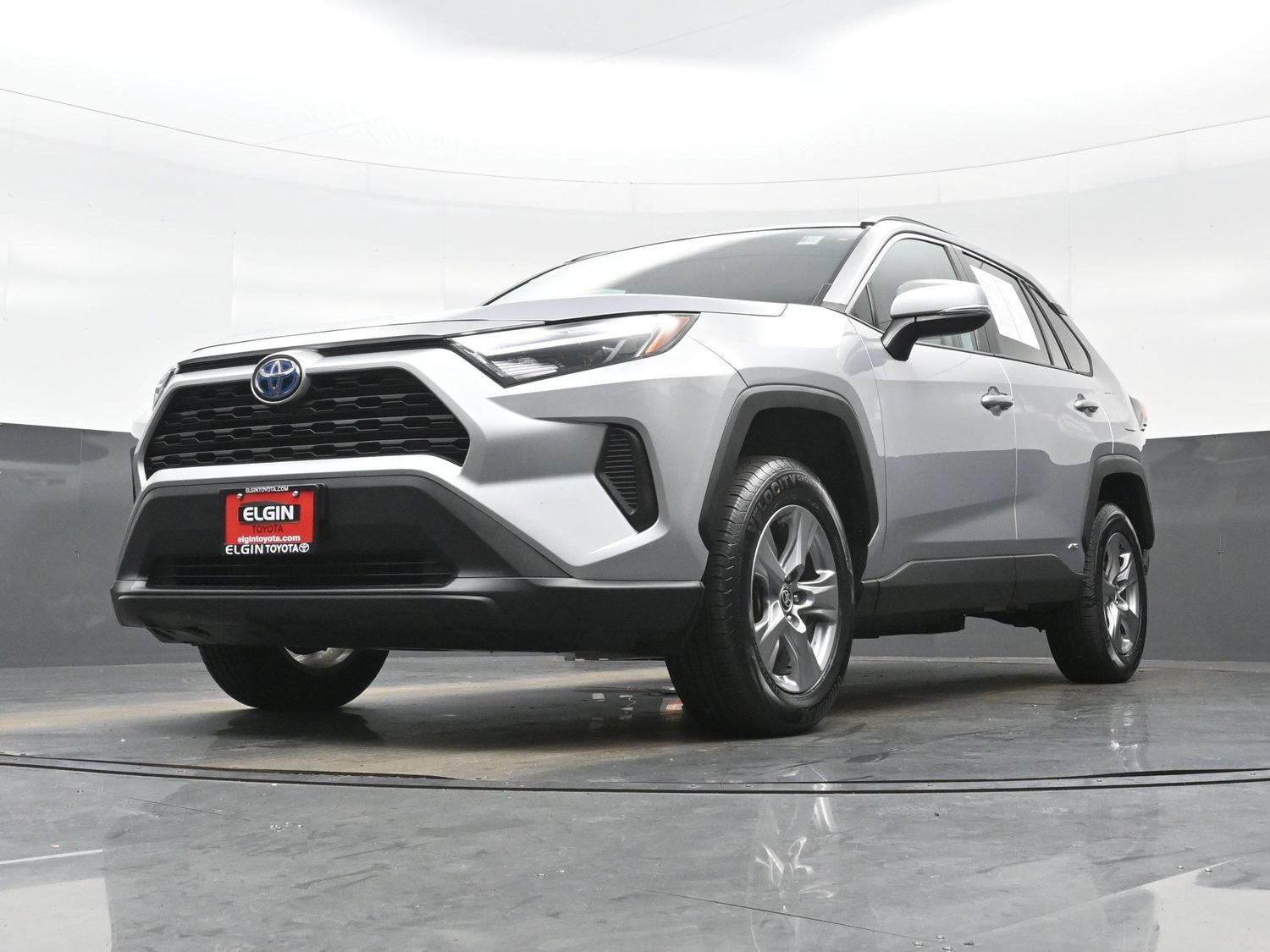 Used 2022 Toyota RAV4 XLE w/ Convenience Package AWD/4WD image 29