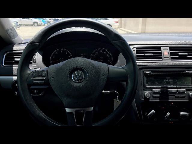 Used 2014 Volkswagen Jetta SE FWD image 7