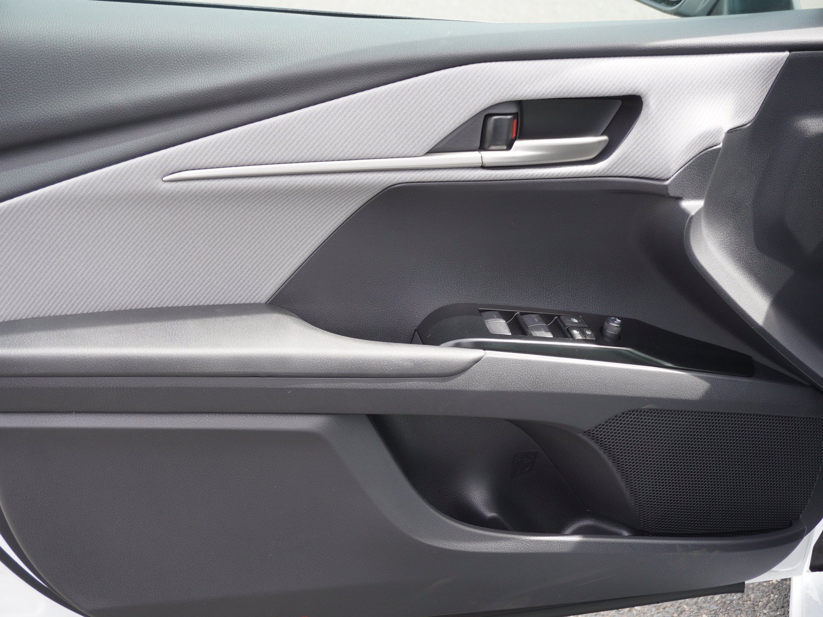 New 2026 Toyota Camry SE FWD image 18
