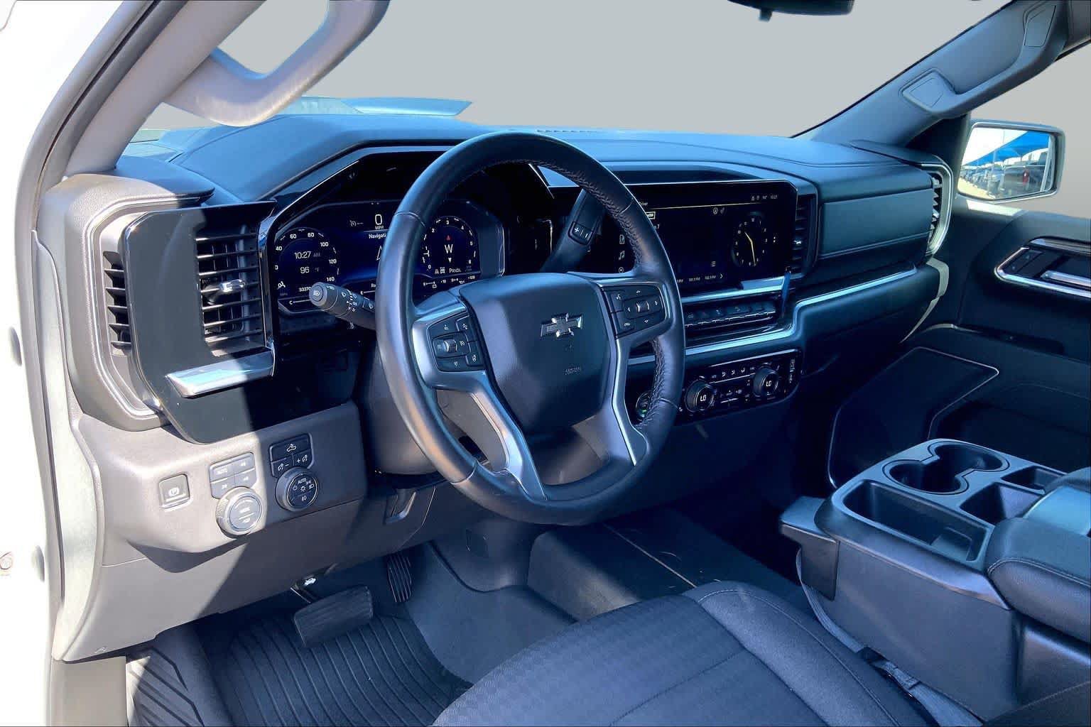 Certified 2022 Chevrolet Silverado 1500 LT Trail Boss AWD/4WD image 18