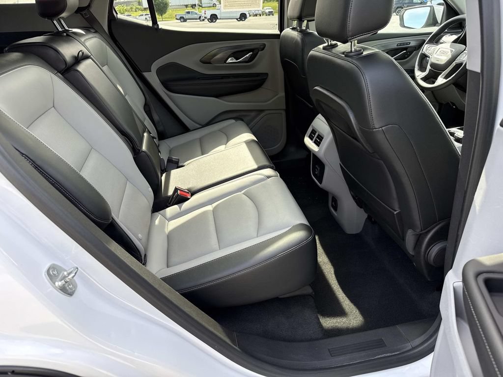 Used 2023 GMC Terrain SLT w/ Infotainment Package II AWD/4WD image 21