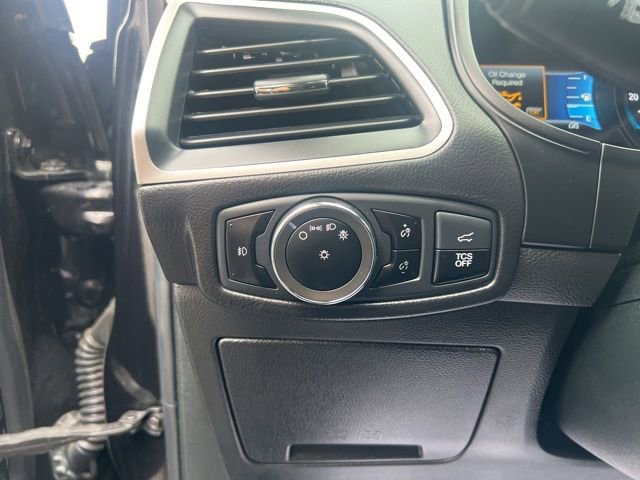 Used 2023 Ford Edge SEL w/ Sport Appearance Package image 25