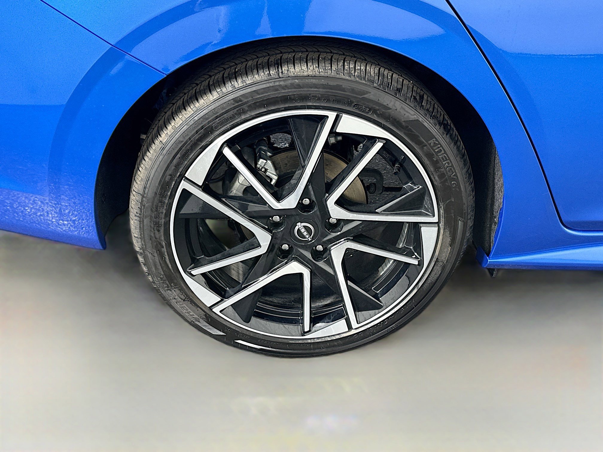 Used 2025 Nissan Sentra SR image 33