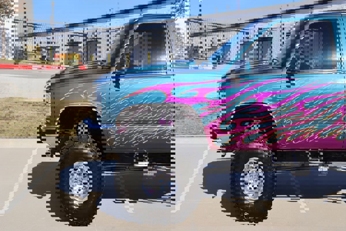 Used 1994 GMC Yukon 4WD 2-Door image 57