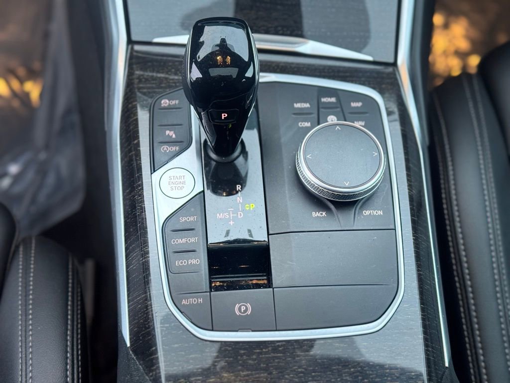 Used 2022 BMW 330i xDrive Sedan w/ Premium Package image 18