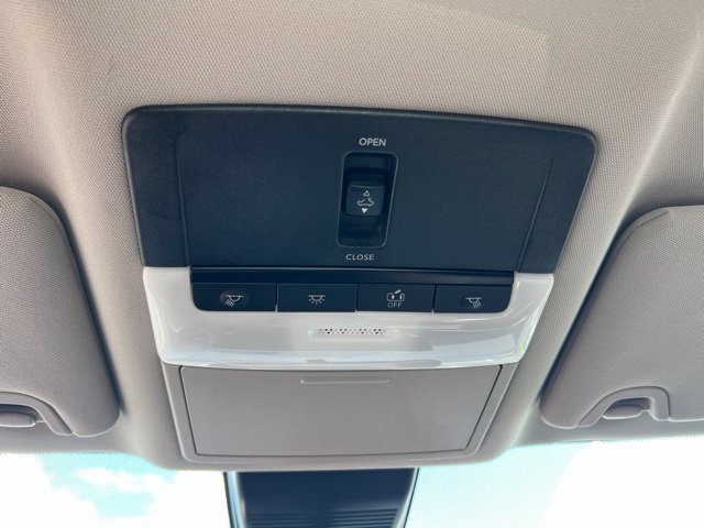 Used 2025 Nissan Altima 2.5 SR w/ SR Premium Package FWD image 23