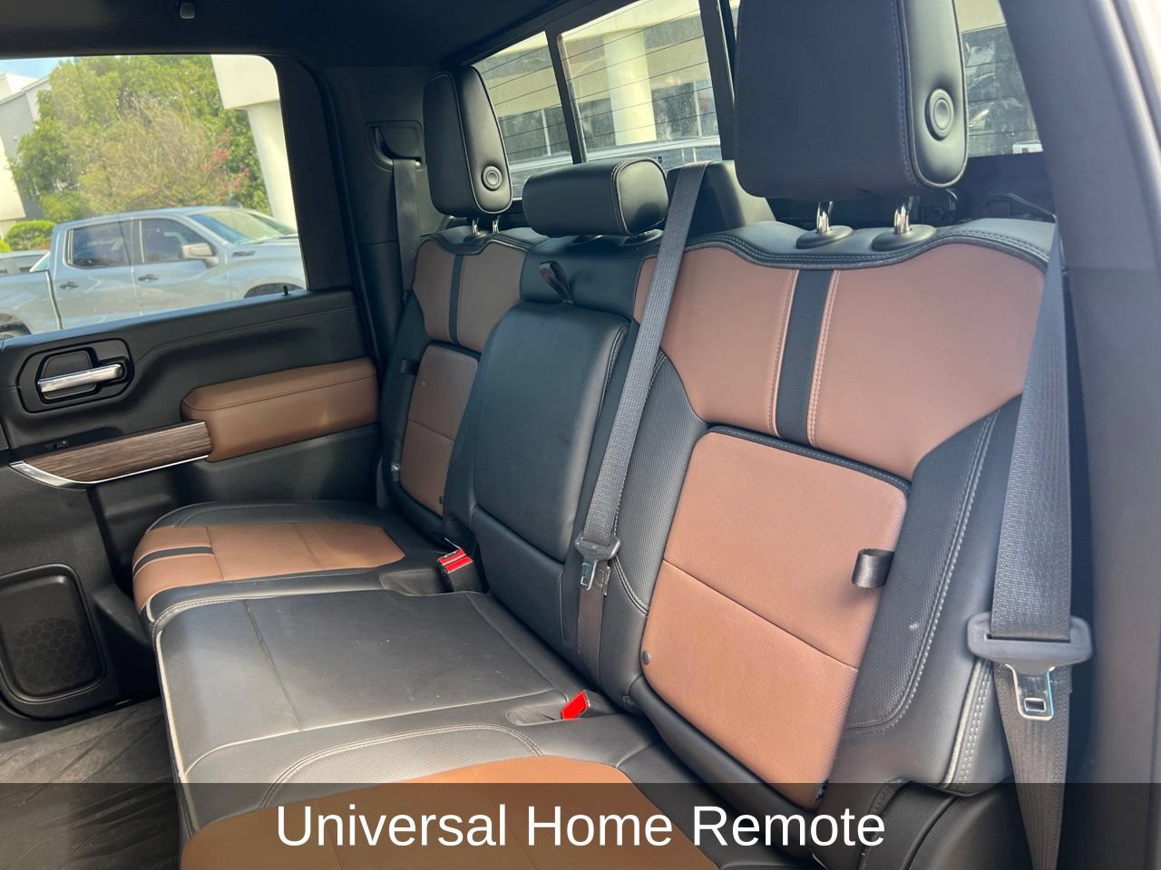 Used 2022 Chevrolet Silverado 3500 High Country AWD/4WD image 22