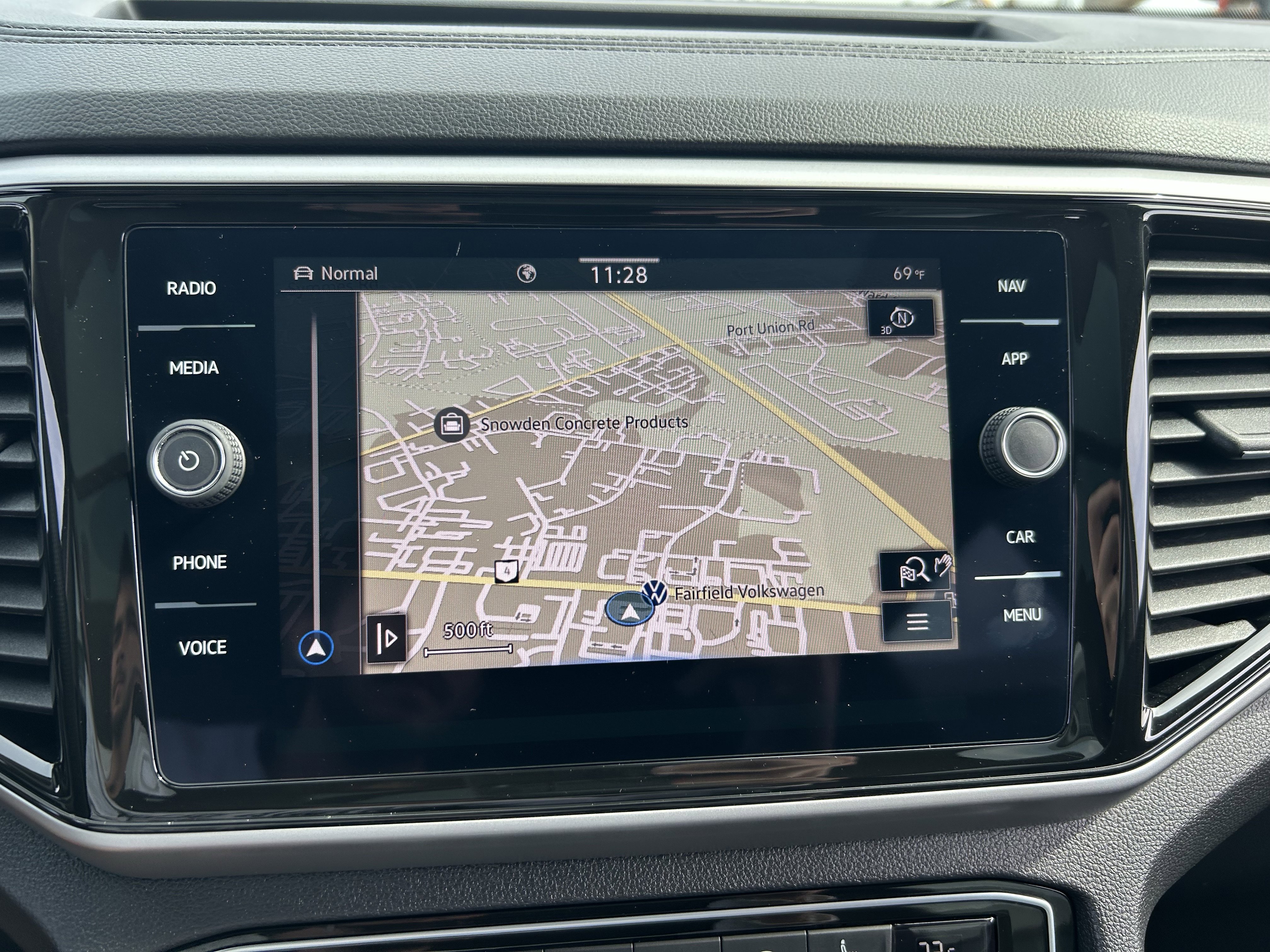 Certified 2023 Volkswagen Atlas SEL R-Line AWD/4WD image 13