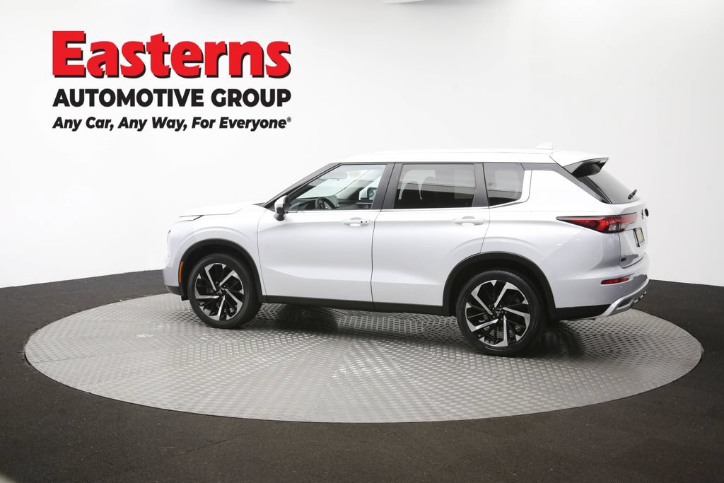 Used 2024 Mitsubishi Outlander SE AWD/4WD image 61