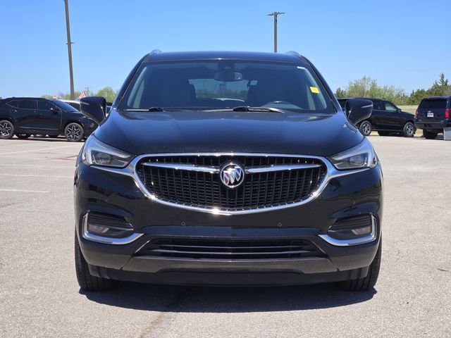 Used 2018 Buick Enclave Premium image 2