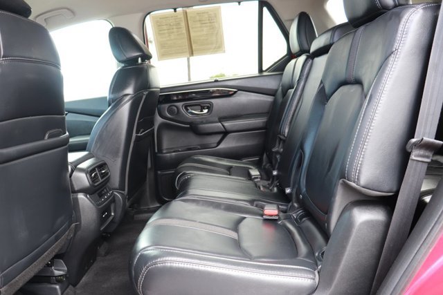 Used 2025 Honda Pilot EX-L image 12