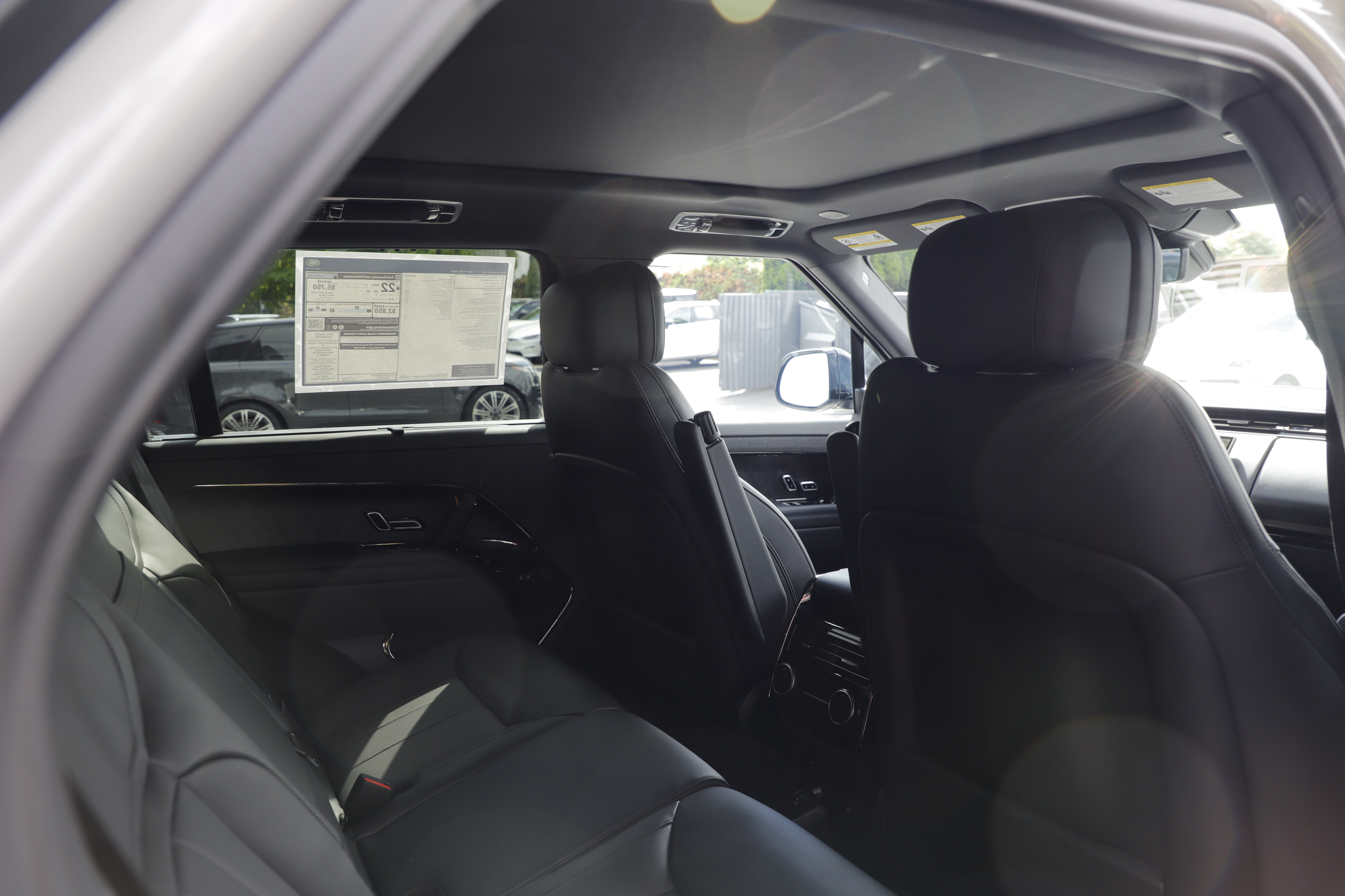 New 2026 Land Rover Range Rover Sport Dynamic SE AWD/4WD image 11