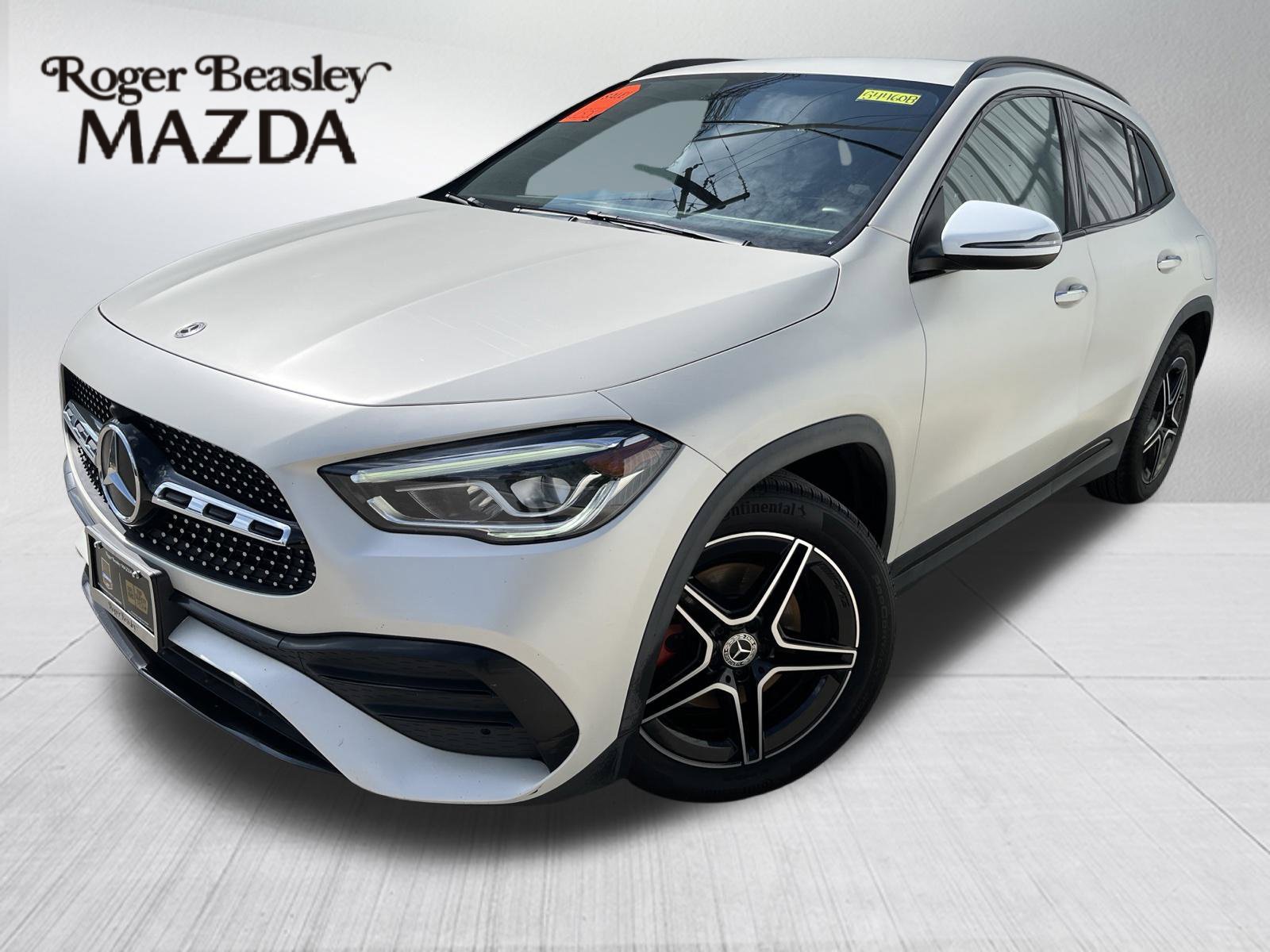 Used 2022 Mercedes-Benz GLA 250 4MATIC image 1