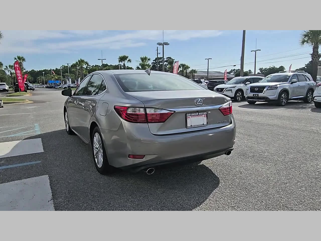 Used 2015 Lexus ES 350 w/ Luxury Package FWD image 33