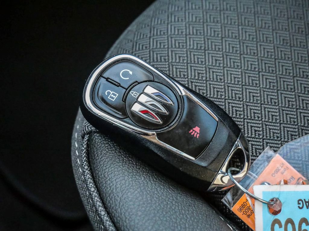 Used 2025 Buick Encore GX Preferred FWD image 29